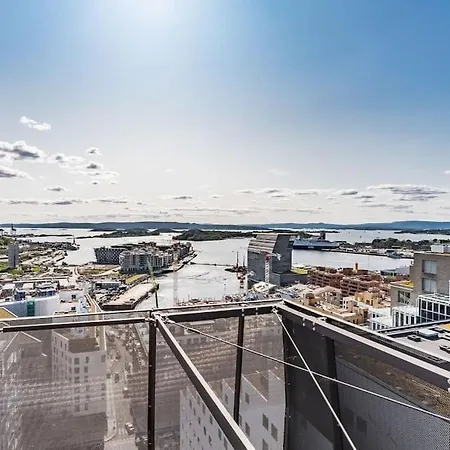 Apartment Spacious Modern 2br At Barcode