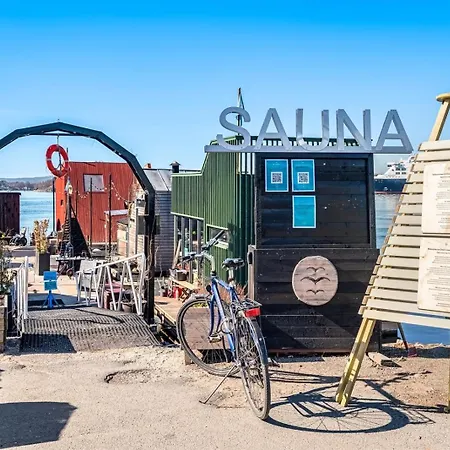 Spacious Modern 2br At Barcode Apartment *