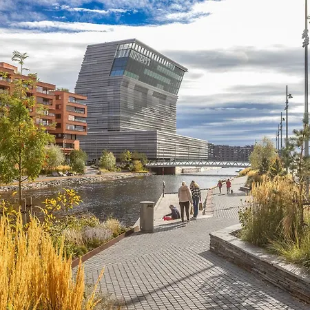 Spacious Modern 2br At Barcode