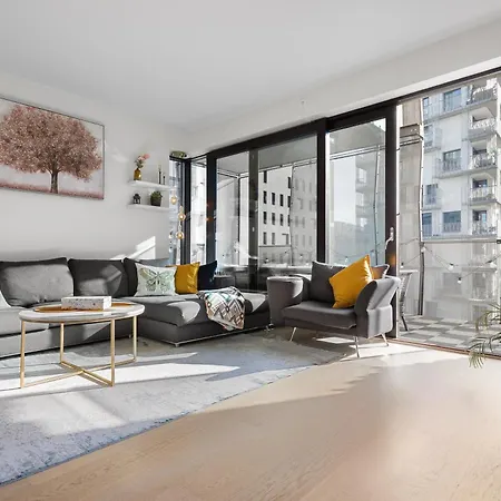 Spacious Modern 2br At Barcode *
