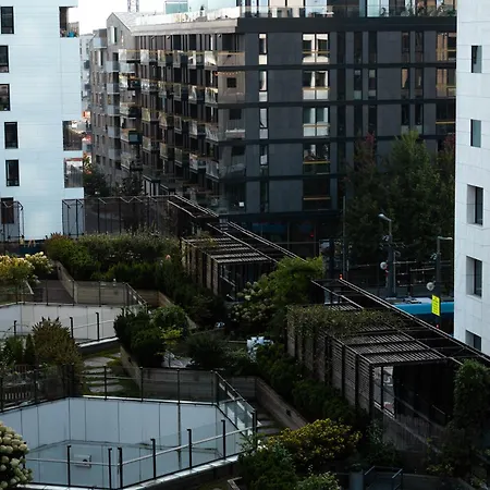 Daire Spacious Modern 2br At Barcode *