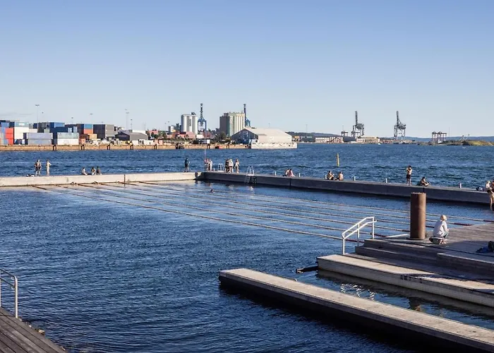 Spacious Modern 2br At Barcode Oslo