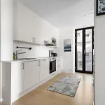 Spacious Modern 2br At Barcode Apartamento Oslo